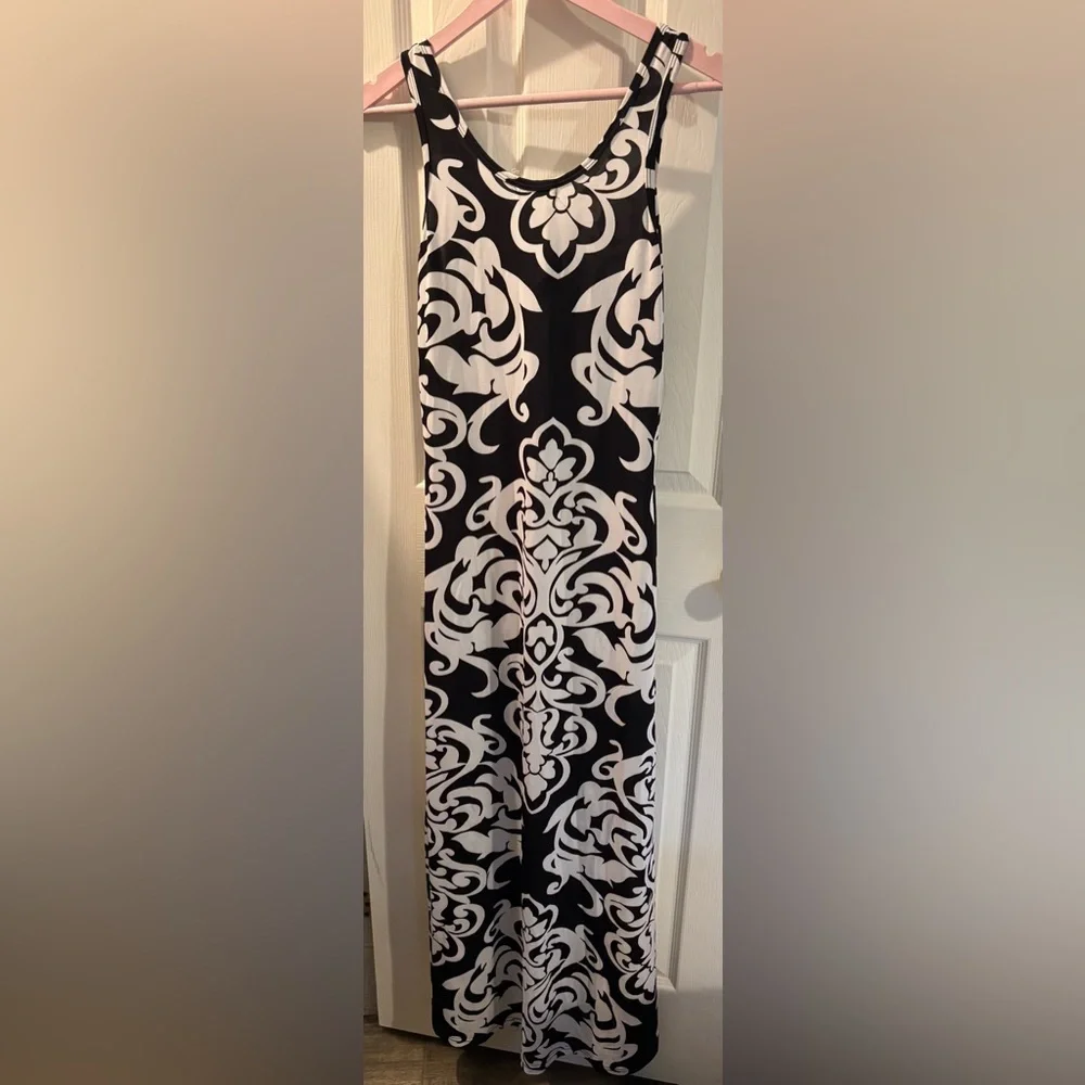 Jon & Anna Black and White Maxi Dress - Picture 4 of 4